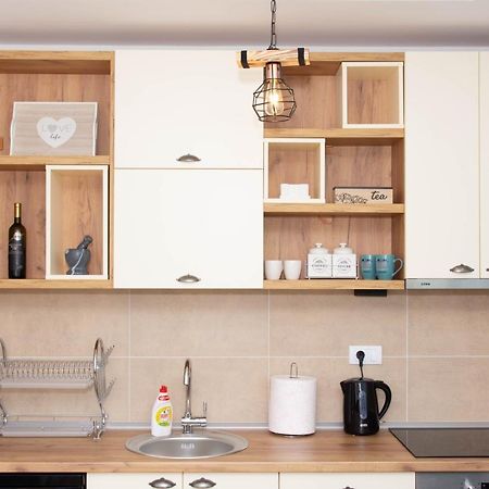 Laura Apartment Νόβι Σαντ Εξωτερικό φωτογραφία