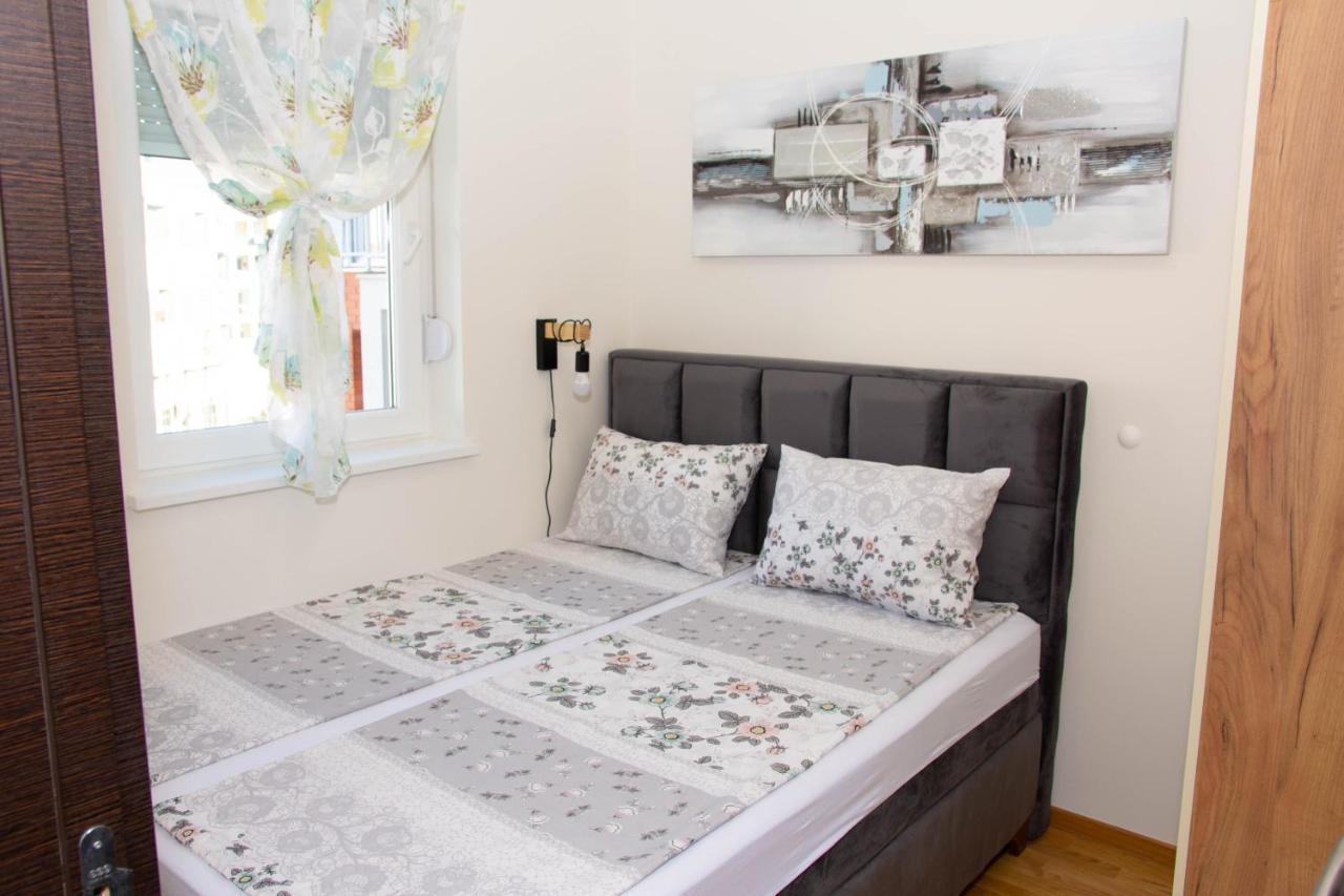 Laura Apartment Νόβι Σαντ Εξωτερικό φωτογραφία