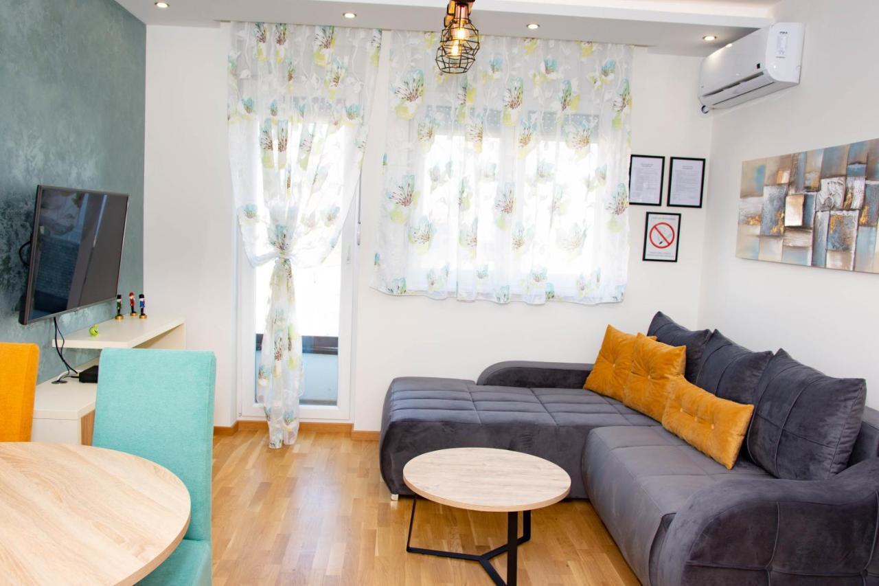 Laura Apartment Νόβι Σαντ Εξωτερικό φωτογραφία