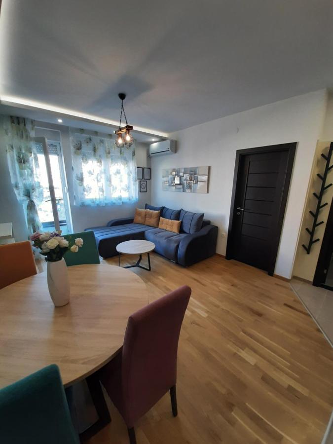 Laura Apartment Νόβι Σαντ Εξωτερικό φωτογραφία